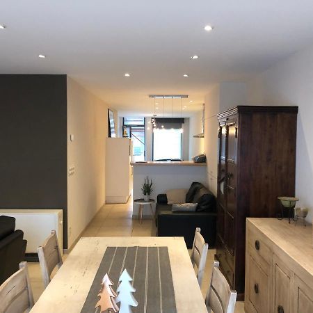 Deluxe Apartment With Shared Pool أوستيند المظهر الخارجي الصورة