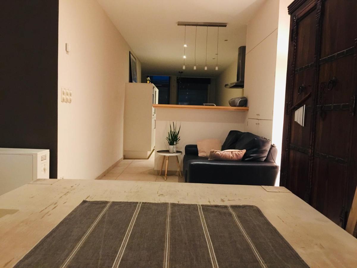 Deluxe Apartment With Shared Pool أوستيند المظهر الخارجي الصورة